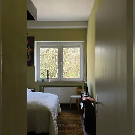 V - Zwischen Kultur Und Bed & Breakfast