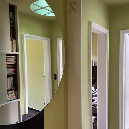 V - Zwischen Kultur Und Bed & Breakfast