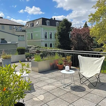 V - Zwischen Kultur Und Couette-café Viersen