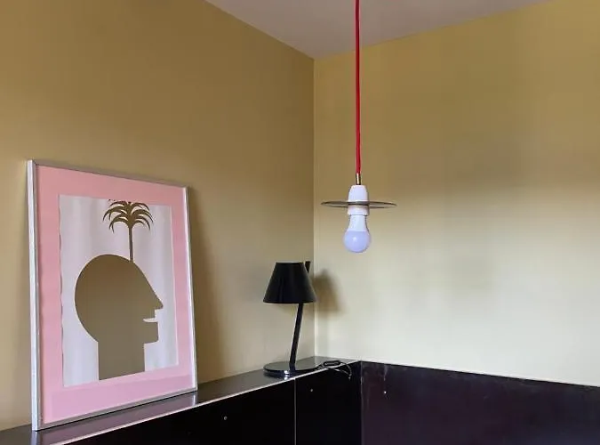 V - Zwischen Kultur Und