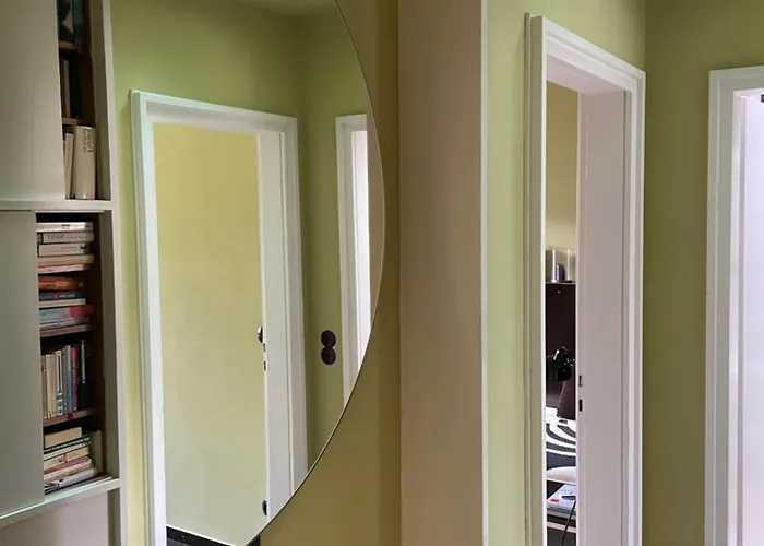 V - Zwischen Kultur Und Bed & Breakfast